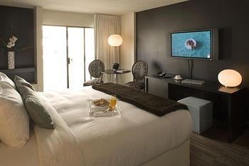 Hotel Arts4