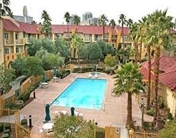 La Quinta Inn & Suites Las Vegas Airport North Convention2
