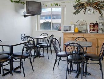 Super 8 Reno/University Area4