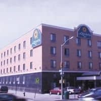 La Quinta Inn Queens (New York City) La Quinta Inn Queens (New York City)