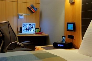 โรงแรมคลับ ควอร์เตอร์ เวิลด์เทรดเซ็นเตอร์ (Club Quarters Hotel, World Trade Center)0