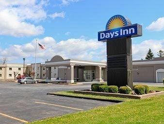 DAYS INN BATAVIA DARIEN LAKE THEME PARK0