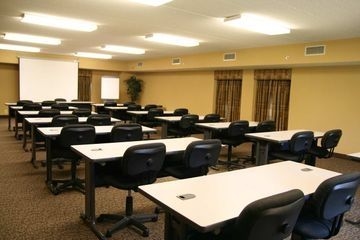 ทรู บาย ฮิลตัน ซีราคิวส์ นอร์ทแอร์พอร์ต แอเรีย (Tru By Hilton Syracuse North Airport Area)1