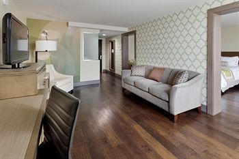 โฮเทล อินดิโก้ ลอง ไอส์แลนด์ - อีสต์ เอนด์, แอนด์ ไอเอชจี โฮเทล (Hotel Indigo Long Island - East End, an IHG Hotel)2