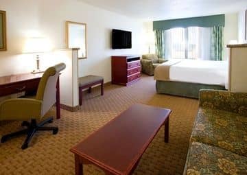 HOLIDAY INN EXPRESS HOTEL & SUITES SELMA HOLIDAY INN EXPRESS HOTEL & SUITES SELMA