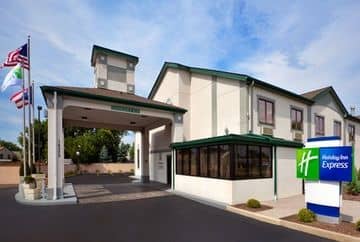 HOLIDAY INN EXPRESS CLEVELAND AIRPORT - BROOKPARK HOLIDAY INN EXPRESS CLEVELAND AIRPORT - BROOKPARK