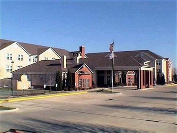 Homewood Suites Toledo Maumee1