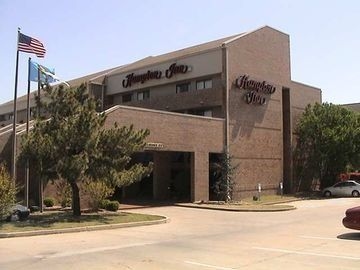 HAMPTON INN TULSA0