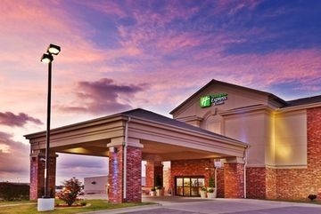 HOLIDAY INN EXPRESS HOTEL & SUITES TULSA-CATOOSA EAST I-440