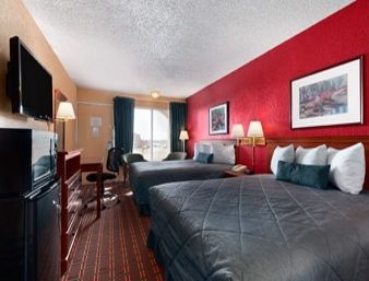 Ramada Elk City0
