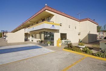 AMERICAS BEST VALUE INN -Tulsa Airport0