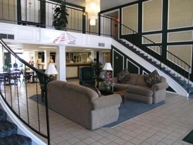 Ramada Inn Airport South Hotel0
