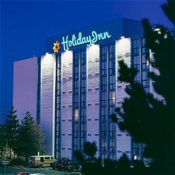 HOLIDAY INN PORTLAND-AIRPORT (I-205)0