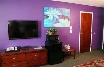Maverick Motel1