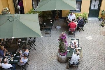 โรงแรมเดนมาร์ก (Hotel Danmark)2
