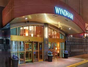 WYNDHAM PITTSBURGH UNIVERSITY
