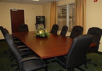Fairfield Inn Broadway1