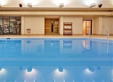 HOLIDAY INN RAPID CITY-RUSHMOR HOLIDAY INN RAPID CITY-RUSHMOR