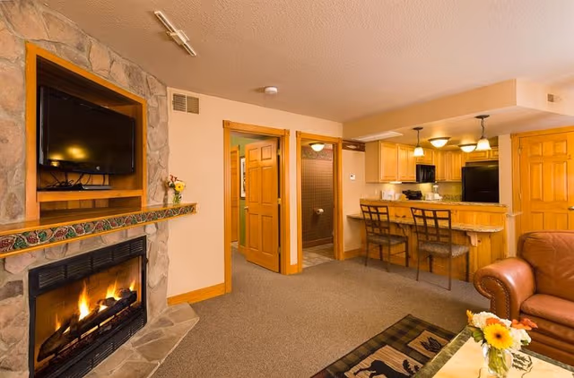 DOUBLE TWO BEDROOMS