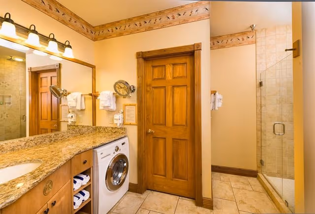DOUBLE ONE BEDROOM