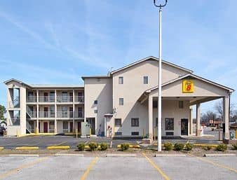 SUPER 8 MILLINGTON SUPER 8 MILLINGTON