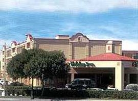 HOLIDAY INN MARKET SQUARE1