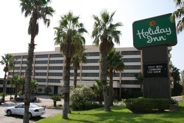 HOLIDAY INN CORPUS CHRISTI-EMERALD BEACH4