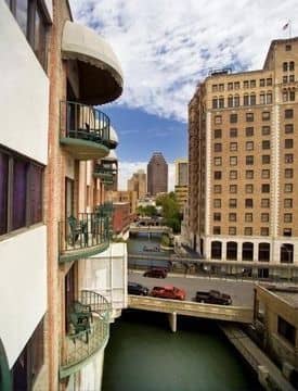 Howard Johnson Plaza Hotel - San Antonio Howard Johnson Plaza Hotel - San Antonio
