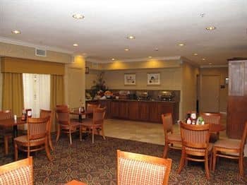 La Quinta Inn & Suites Willowbrook La Quinta Inn & Suites Willowbrook