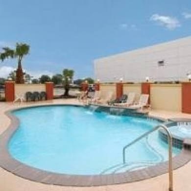 Comfort Suites Houston1