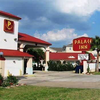 Palace Inn and Suites Willowbr Palace Inn and Suites Willowbr