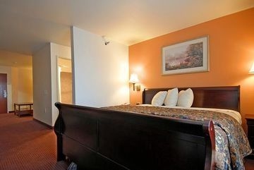 Best Western Palms Hotel And Suites3