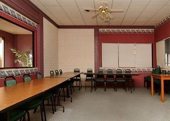TRAVELODGE SAN ANGELO1