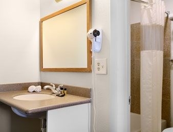 Travelodge Vernal4
