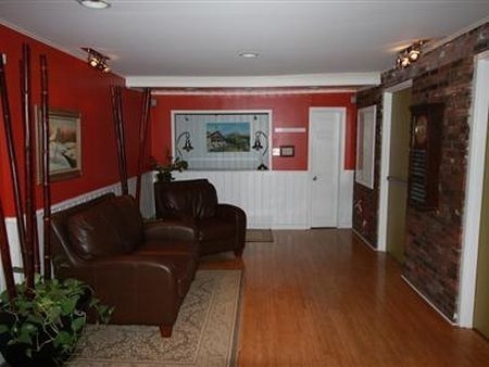 NORTHERN LIGHTS LODGE0