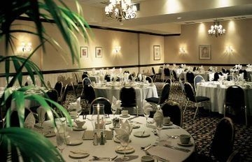 CROWNE PLAZA HOTEL RICHMOND WEST2