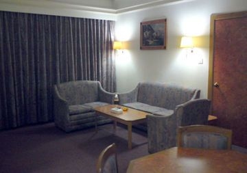 Golden Tulip4