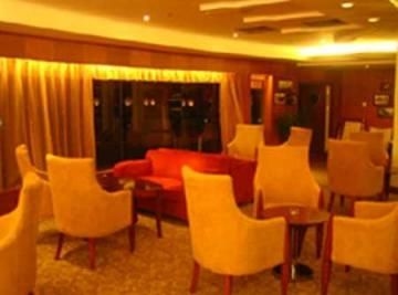 Cruise Inn Hotel4