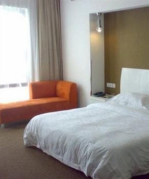 Motel268 Shenzhen Nanshan Qilin Hotel1