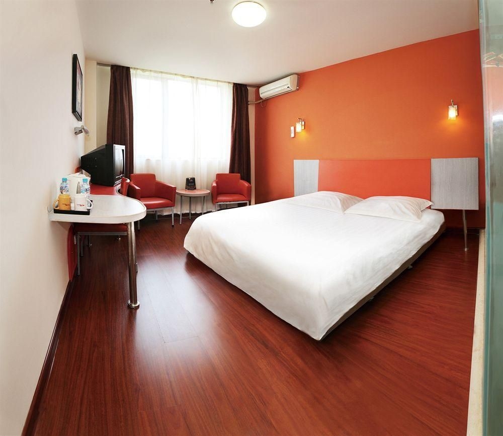 โฮม อินน์ ซีเล็ค กวางโจว จูเจียง นิวทาวน์ หวู่หยางชุน เมโทรสเตชั่น (Home Inn Selected Guangzhou Zhujiang New Town Wuyangcun Metro Station)1