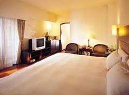Howard Garden Suites3