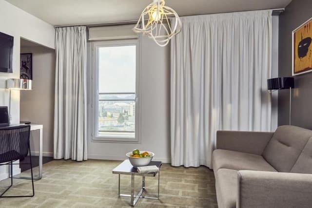 APARTMENT CAPACITY 4