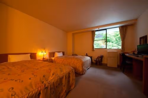 Twin Room with Shared Bathroom