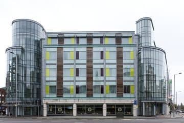 EXPRESS BY HOLIDAY INN EXPRESS BY HOLIDAY INN