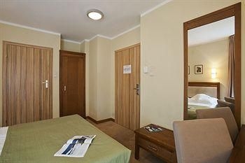Best Western Villa Aqua Hotel3
