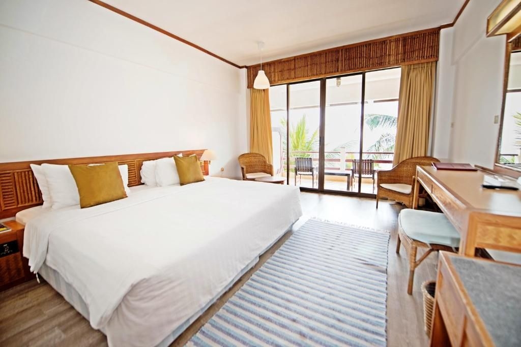 โรงแรมระยองรีสอร์ท (Rayong Resort Hotel)4