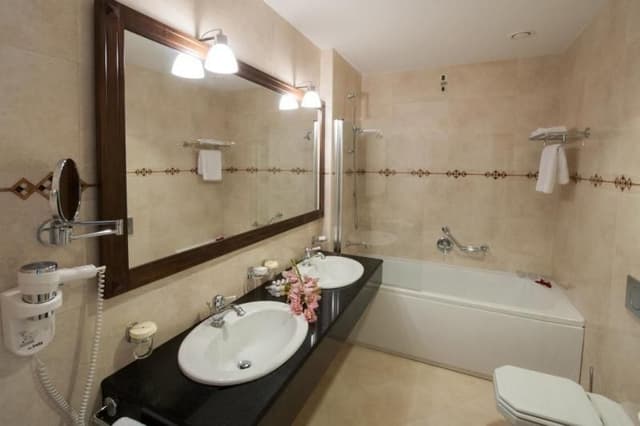 DOUBLE DELUXE WITH BALCONY