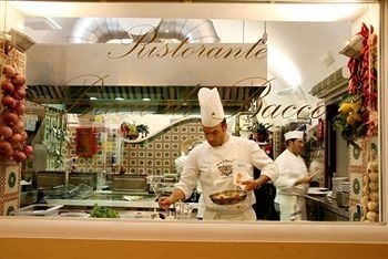 Hotel Buca Di Bacco1