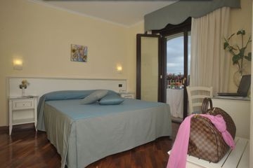 COSTA1