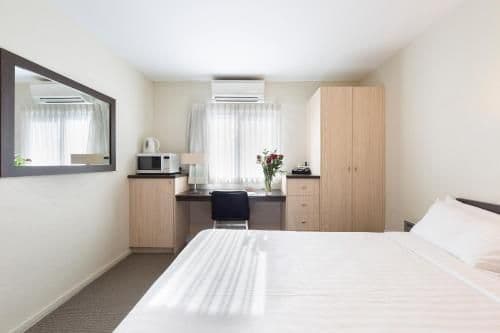 Standard Queen Room